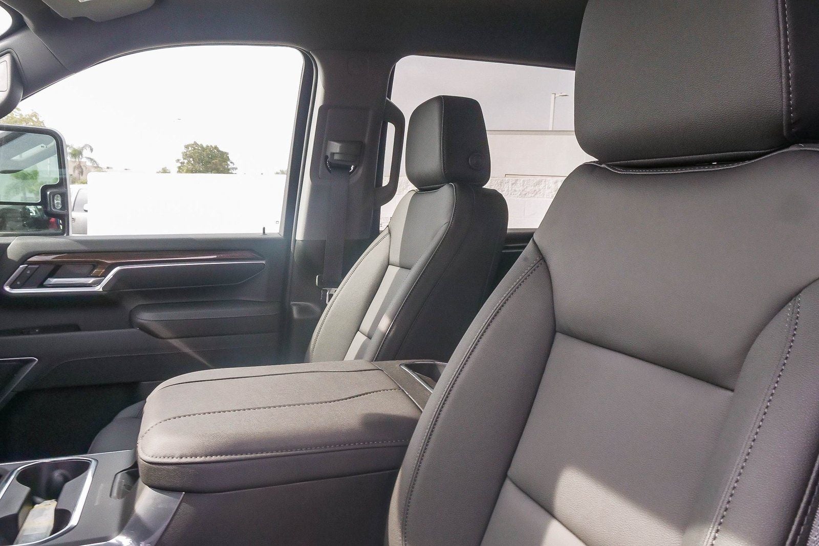 2026 Chevrolet Silverado 2500 HD Crew Cab Standard Box 4-Wheel Drive LT