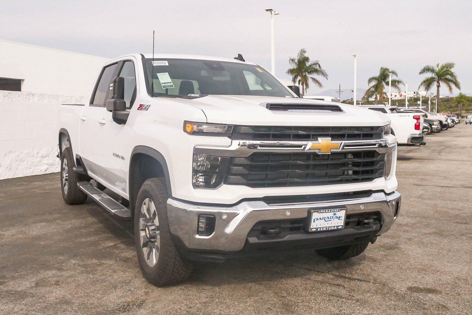 2026 Chevrolet Silverado 2500 HD Crew Cab Standard Box 4-Wheel Drive LT