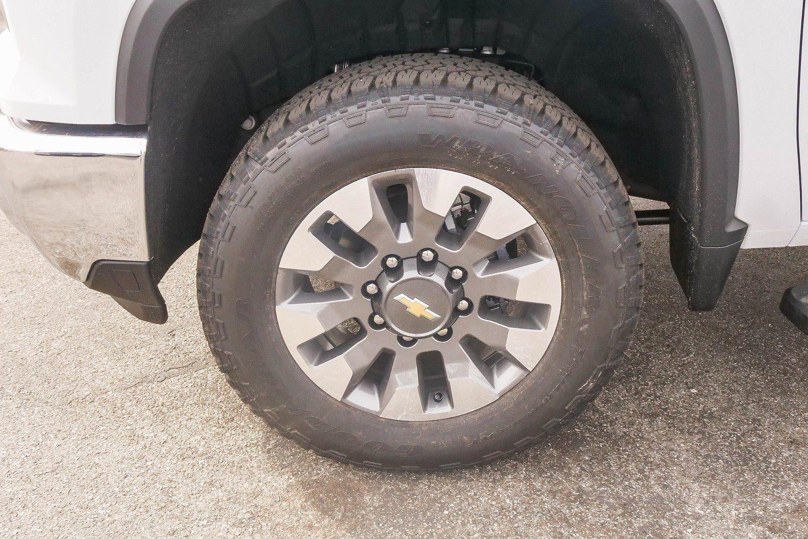 2026 Chevrolet Silverado 2500 HD Crew Cab Standard Box 4-Wheel Drive LT