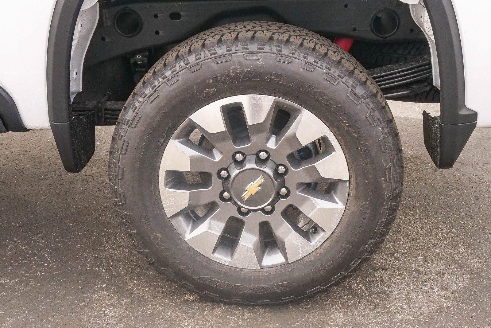 2026 Chevrolet Silverado 2500 HD Crew Cab Standard Box 4-Wheel Drive LT