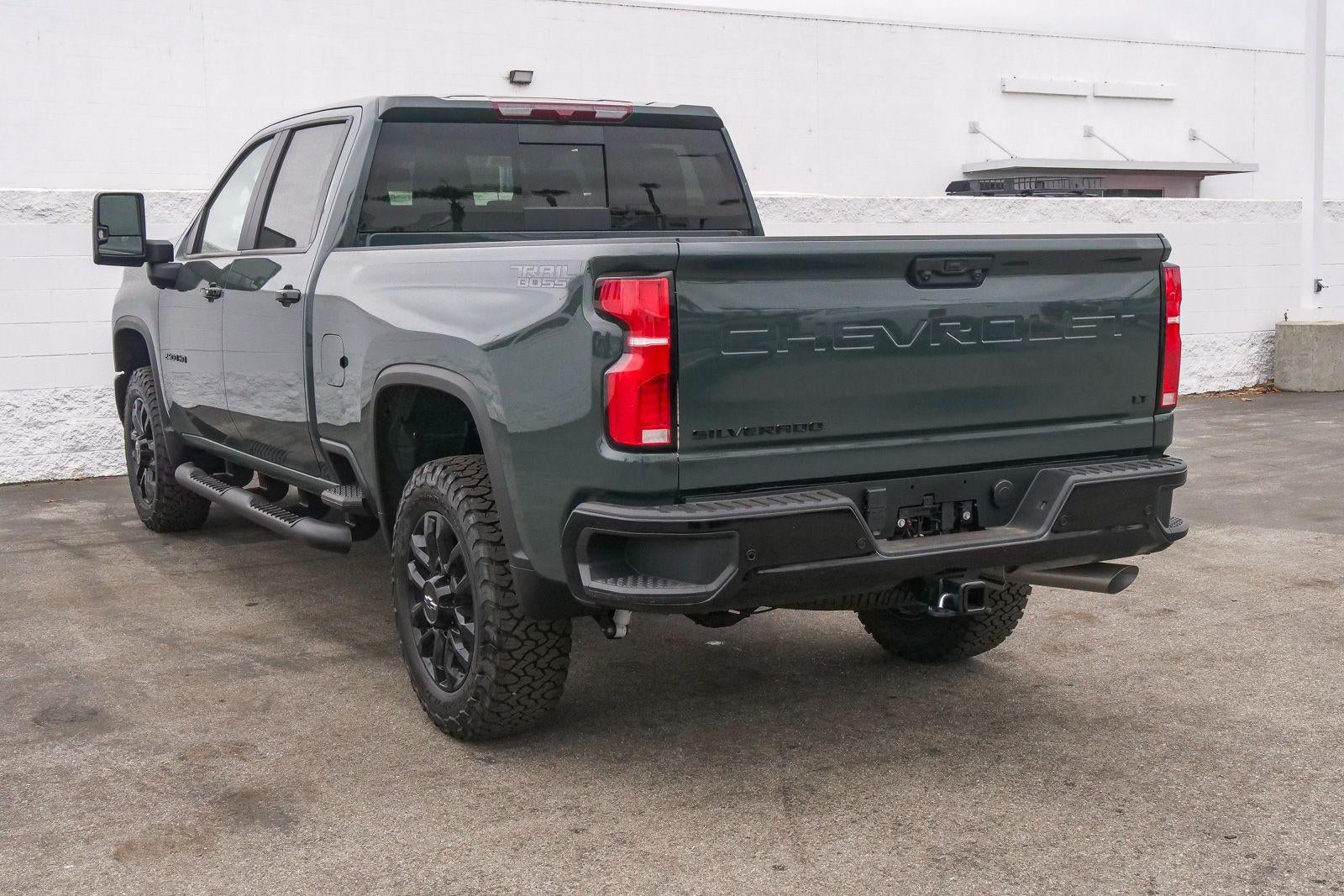 2026 Chevrolet Silverado 2500 HD Crew Cab Standard Box 4-Wheel Drive LT