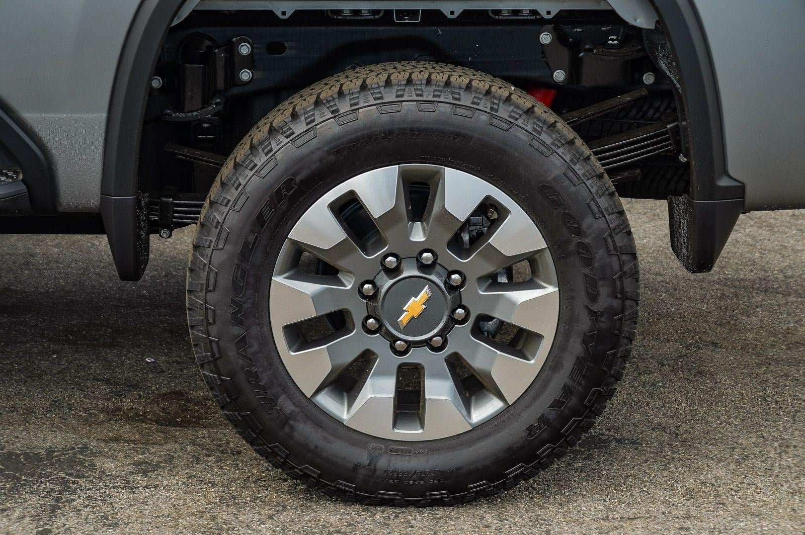 2026 Chevrolet Silverado 2500 HD Crew Cab Standard Box 4-Wheel Drive LT
