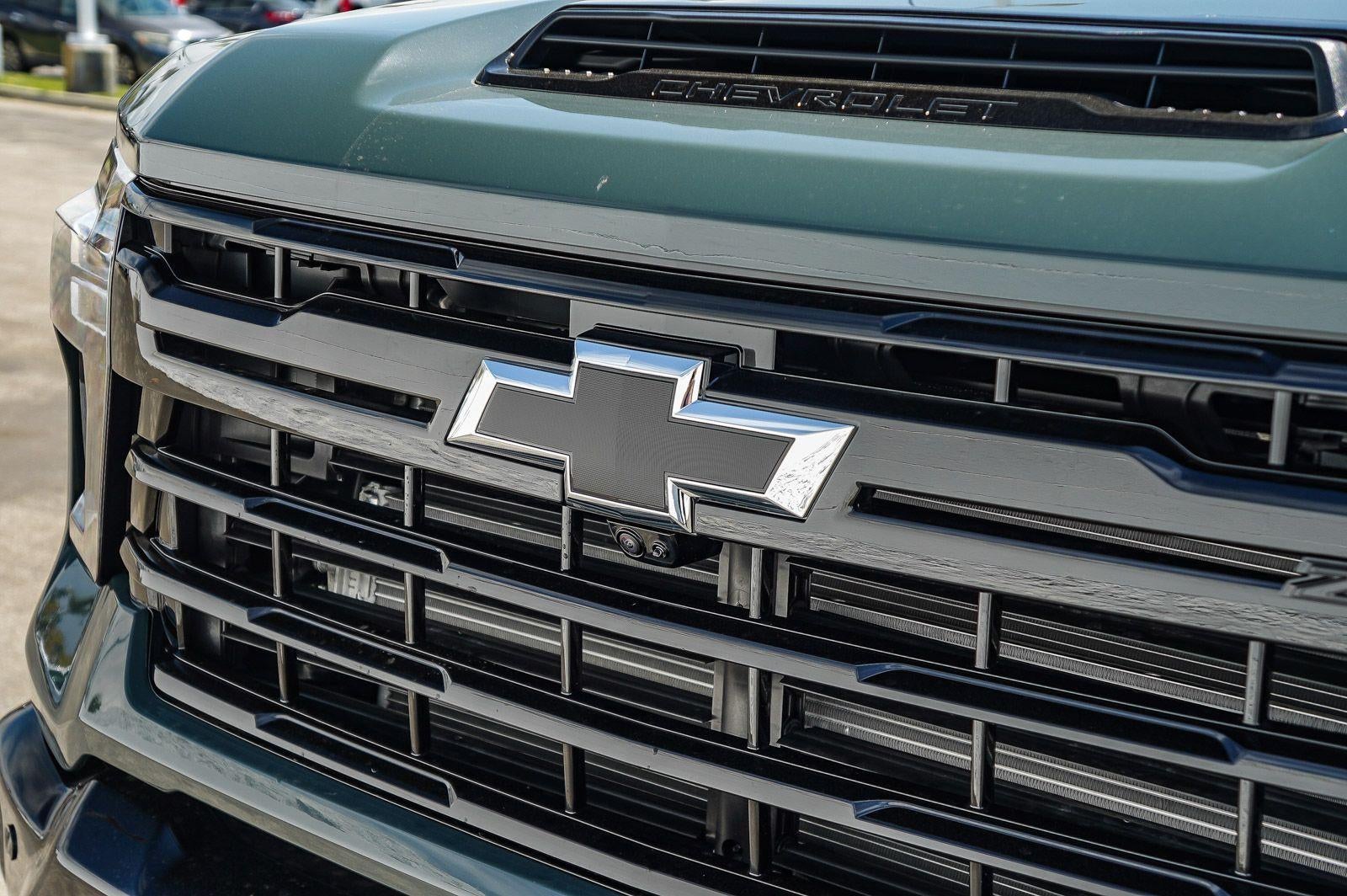2026 Chevrolet Silverado 2500 HD Crew Cab Standard Box 4-Wheel Drive LT