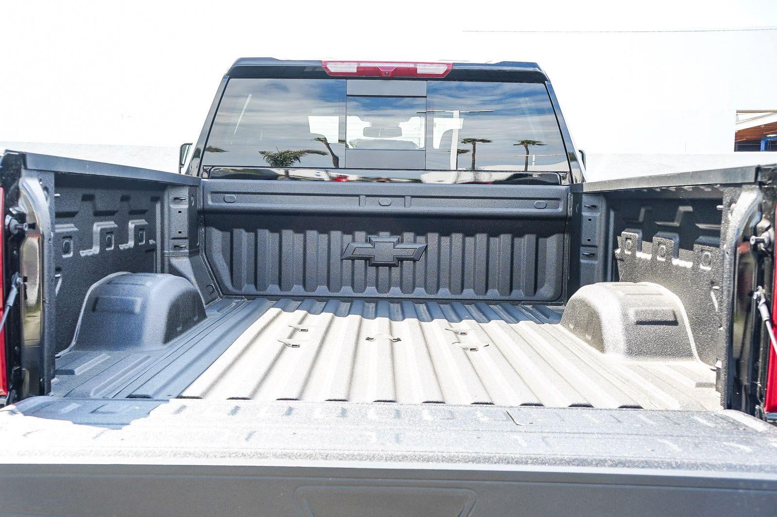 2026 Chevrolet Silverado 2500 HD Crew Cab Standard Box 4-Wheel Drive LT
