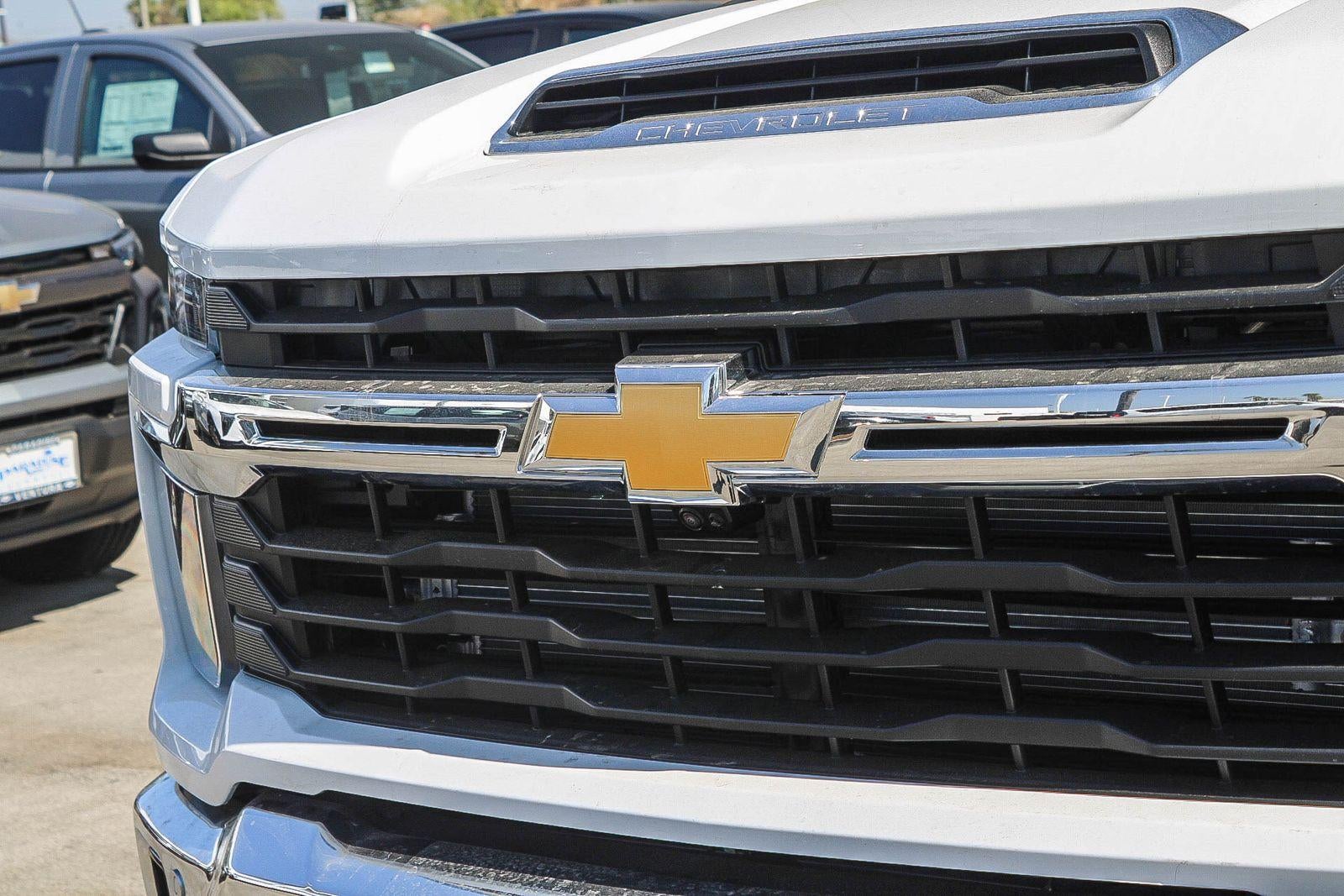 2026 Chevrolet Silverado 2500 HD Crew Cab Standard Box 4-Wheel Drive LT