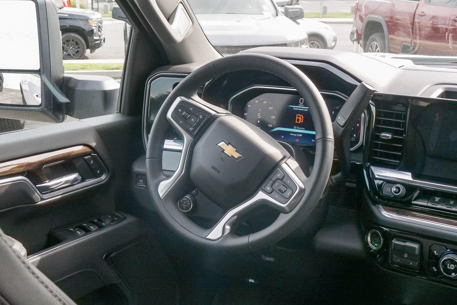 2026 Chevrolet Silverado 2500 HD Crew Cab Standard Box 4-Wheel Drive LT