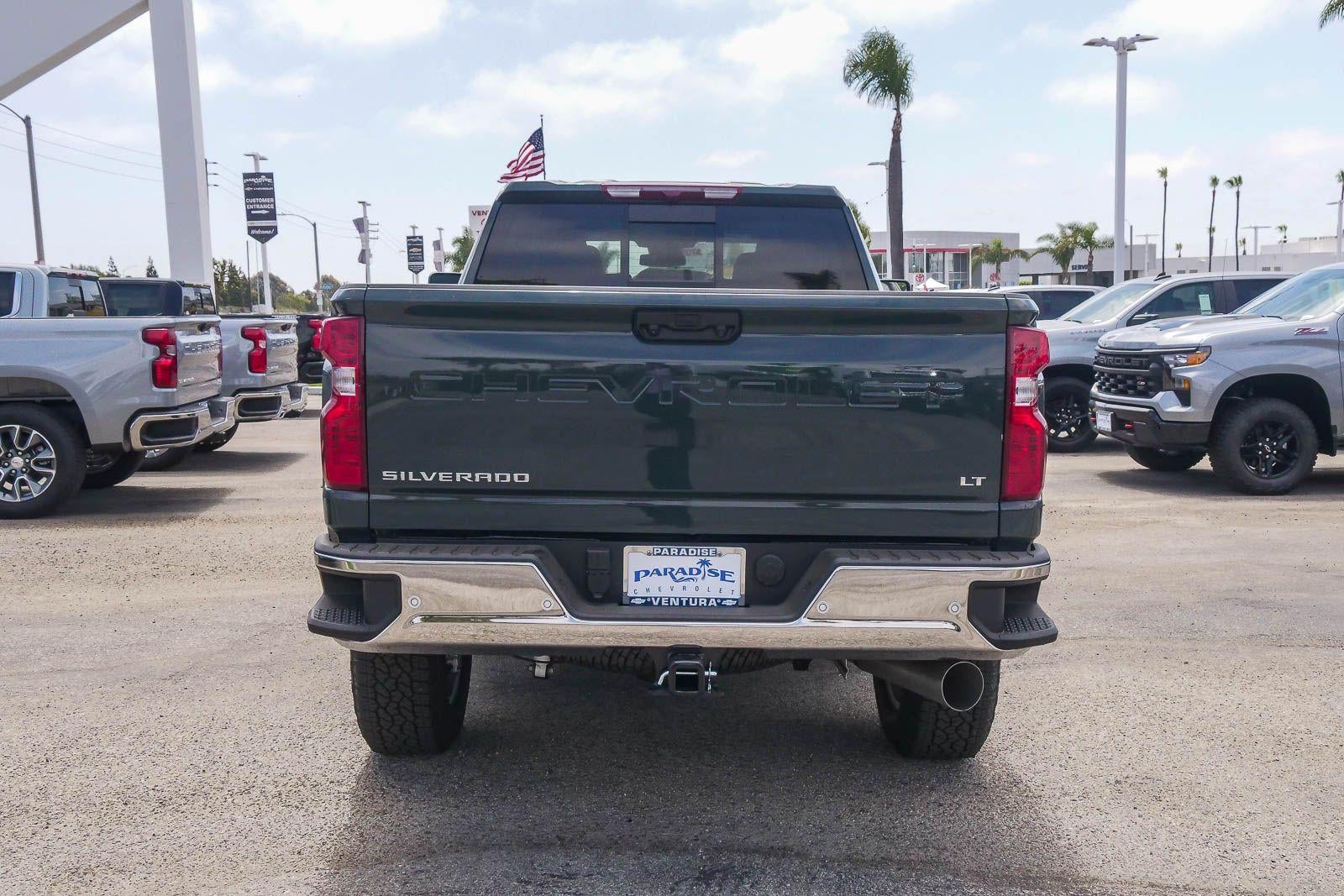 2026 Chevrolet Silverado 2500 HD Crew Cab Standard Box 4-Wheel Drive LT