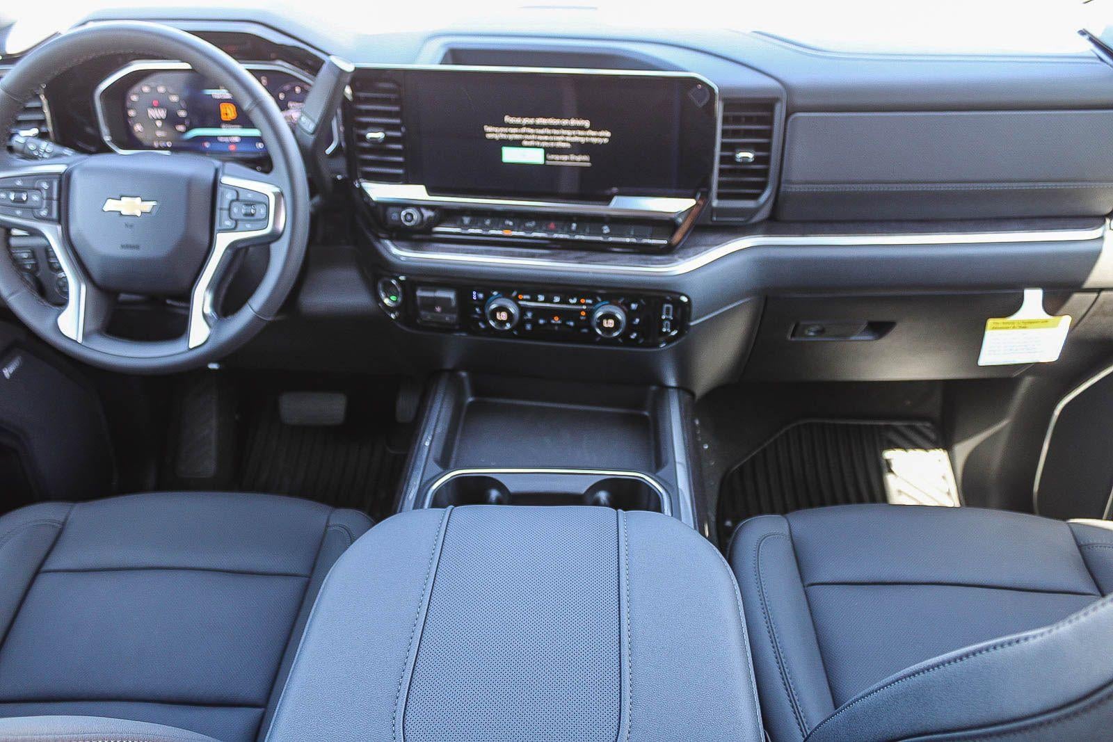 2026 Chevrolet Silverado 2500 HD Crew Cab Standard Box 4-Wheel Drive LTZ