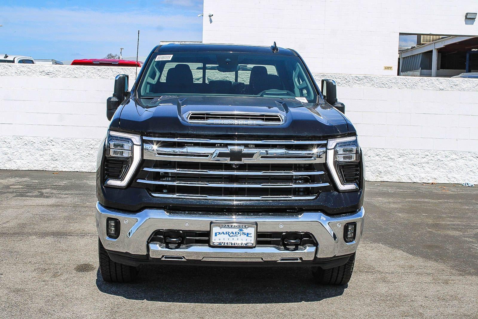 2026 Chevrolet Silverado 2500 HD Crew Cab Standard Box 4-Wheel Drive LTZ