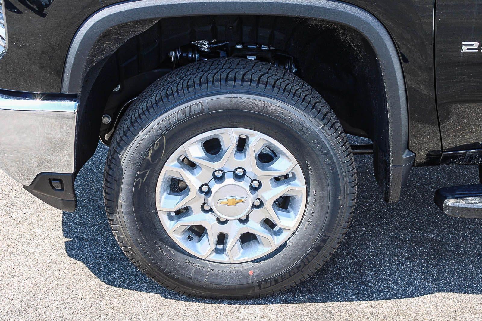 2026 Chevrolet Silverado 2500 HD Crew Cab Standard Box 4-Wheel Drive LTZ