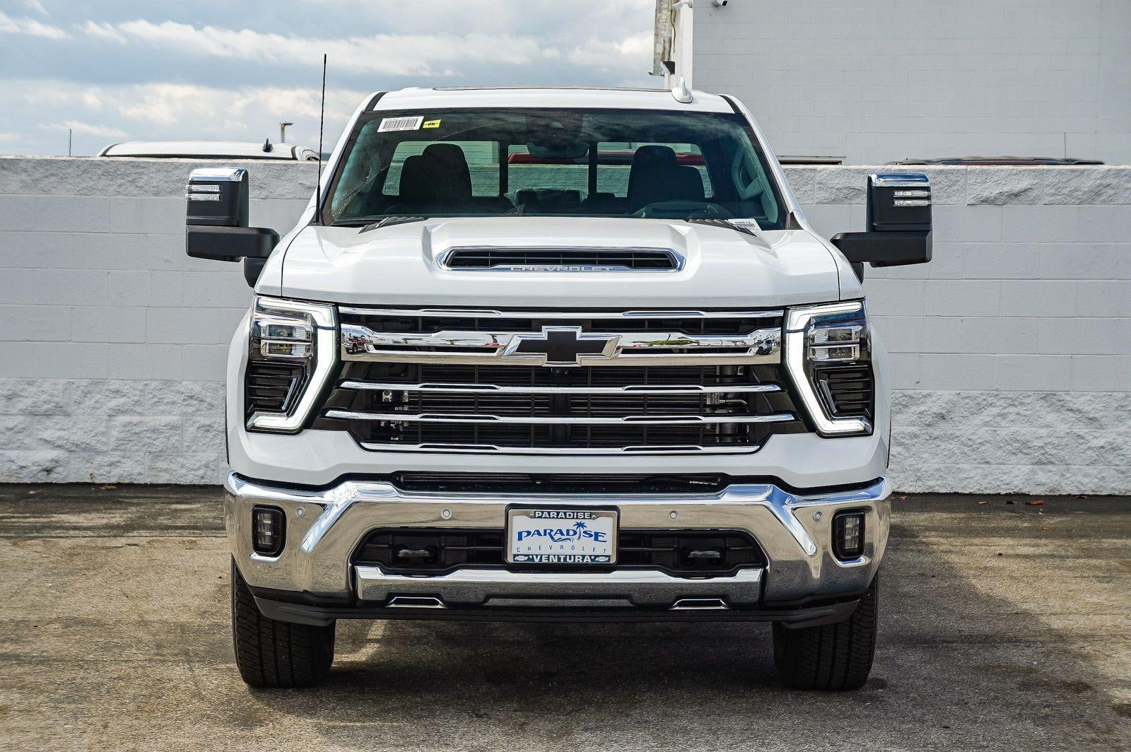 2026 Chevrolet Silverado 2500 HD Crew Cab Standard Box 4-Wheel Drive LTZ