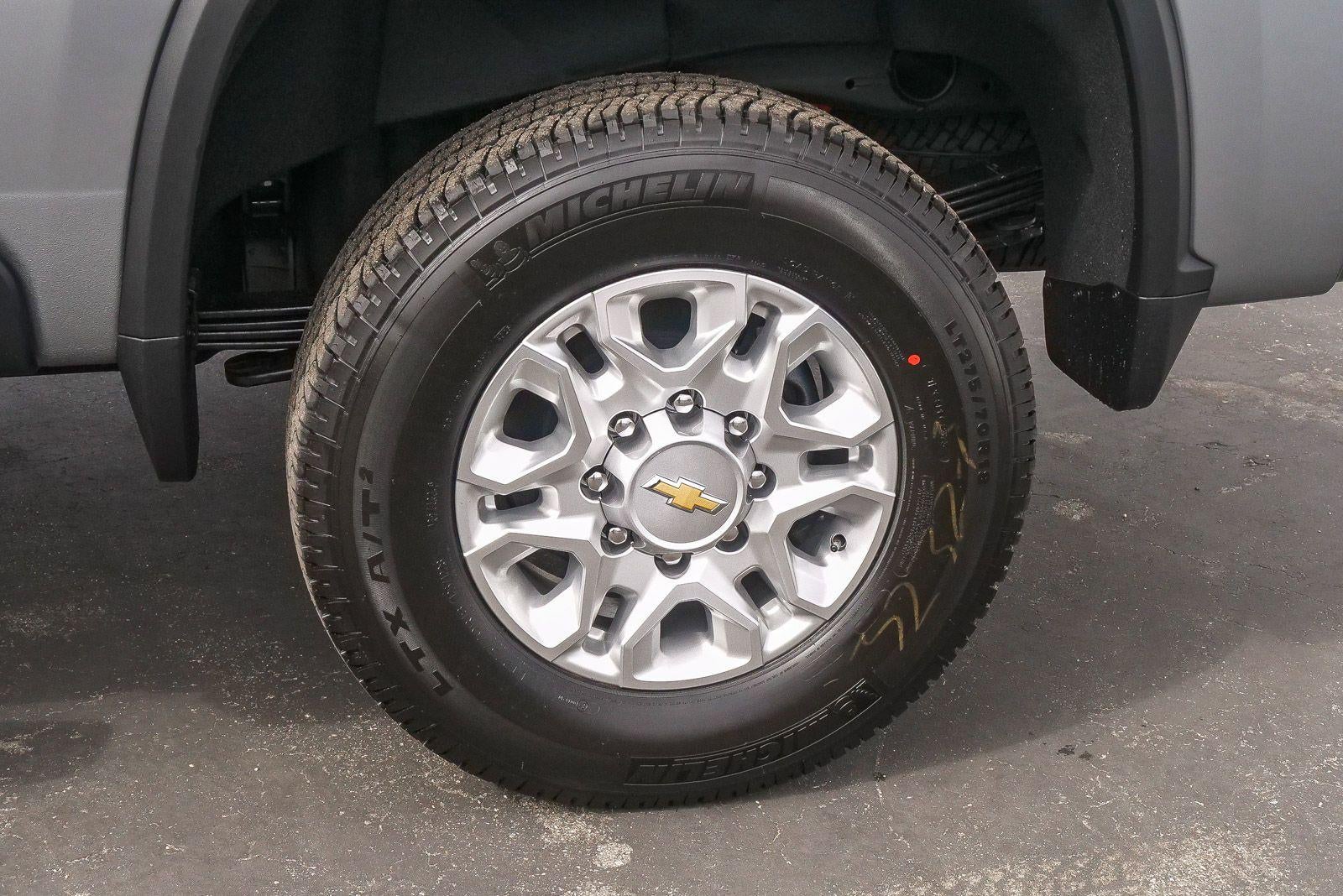 2026 Chevrolet Silverado 2500 HD Crew Cab Standard Box 4-Wheel Drive LTZ