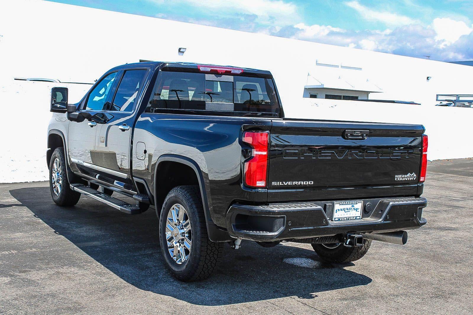 2026 Chevrolet Silverado 2500 HD Crew Cab Standard Box 4-Wheel Drive High Country
