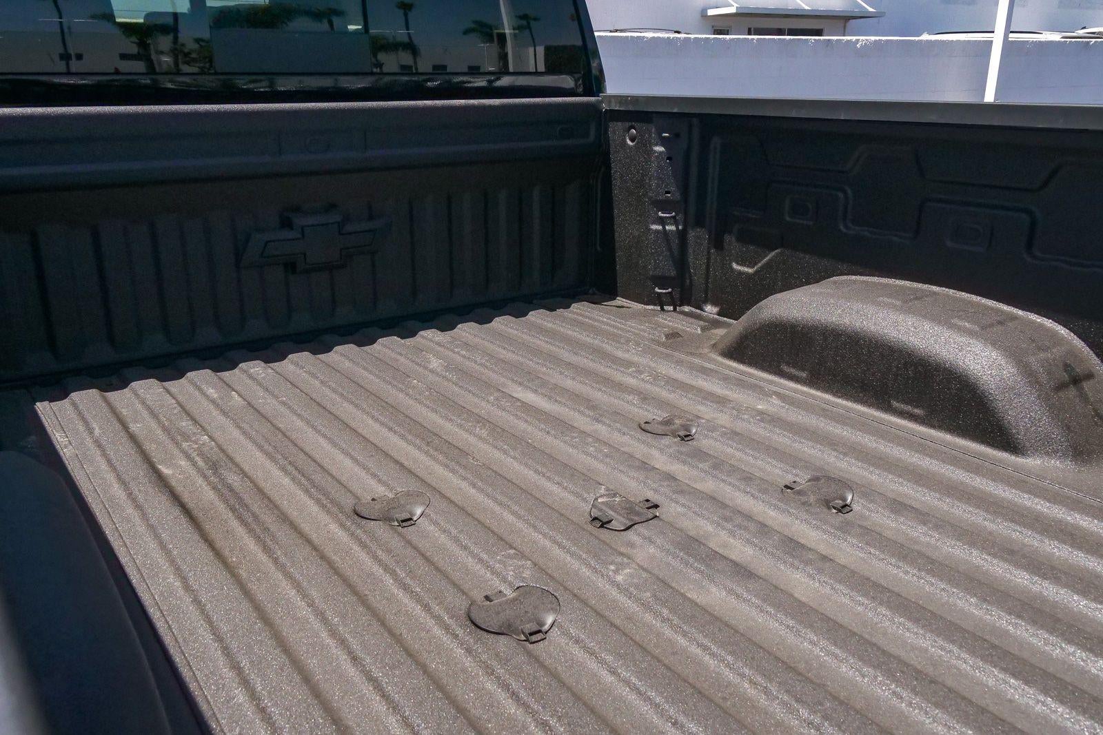 2026 Chevrolet Silverado 2500 HD Crew Cab Standard Box 4-Wheel Drive ZR2