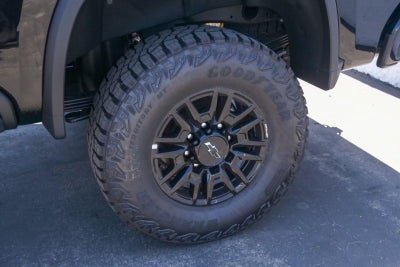2026 Chevrolet Silverado 2500 HD Crew Cab Standard Box 4-Wheel Drive ZR2