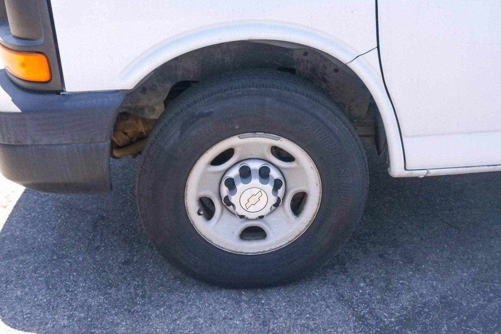 2008 Chevrolet Express Cargo 2500 Base