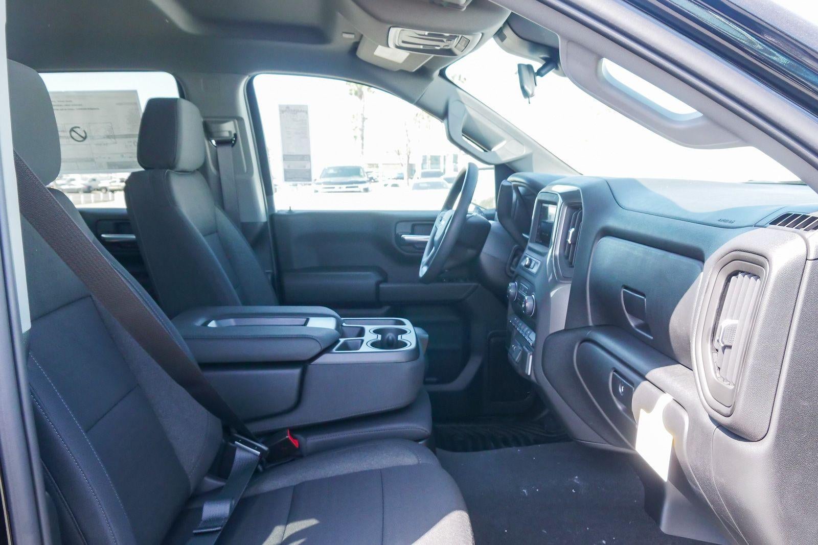 2026 Chevrolet Silverado 1500 Crew Cab Short Box 2-Wheel Drive Custom
