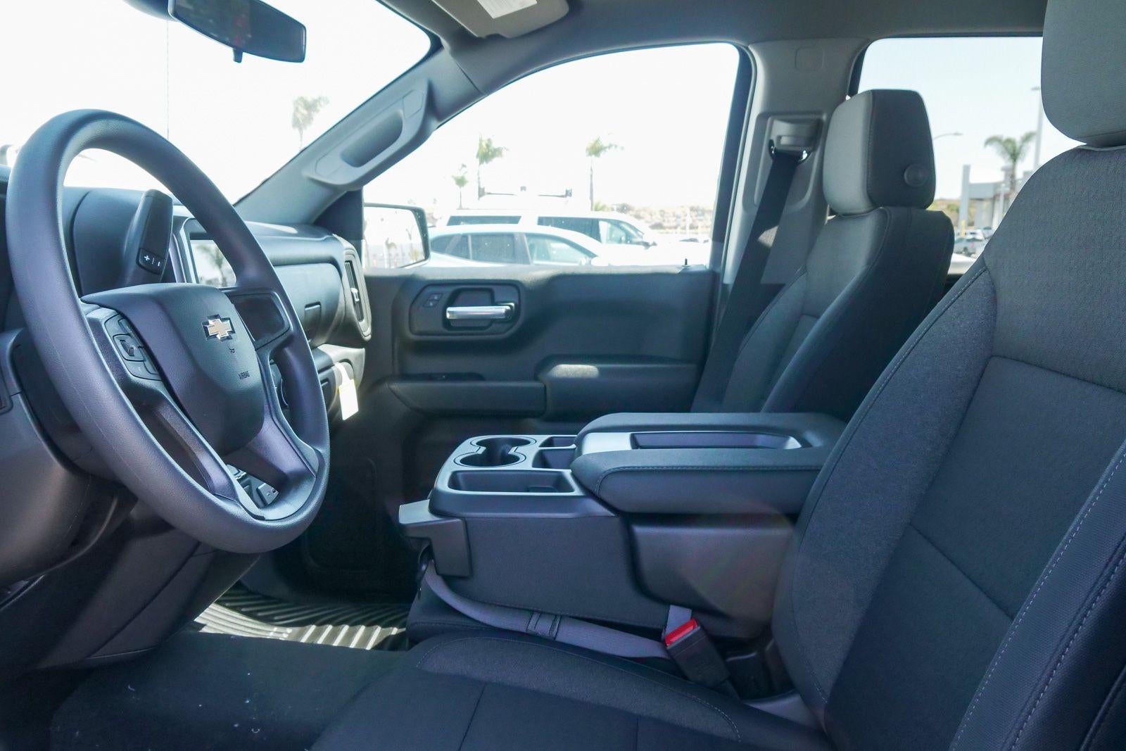 2026 Chevrolet Silverado 1500 Crew Cab Short Box 2-Wheel Drive Custom