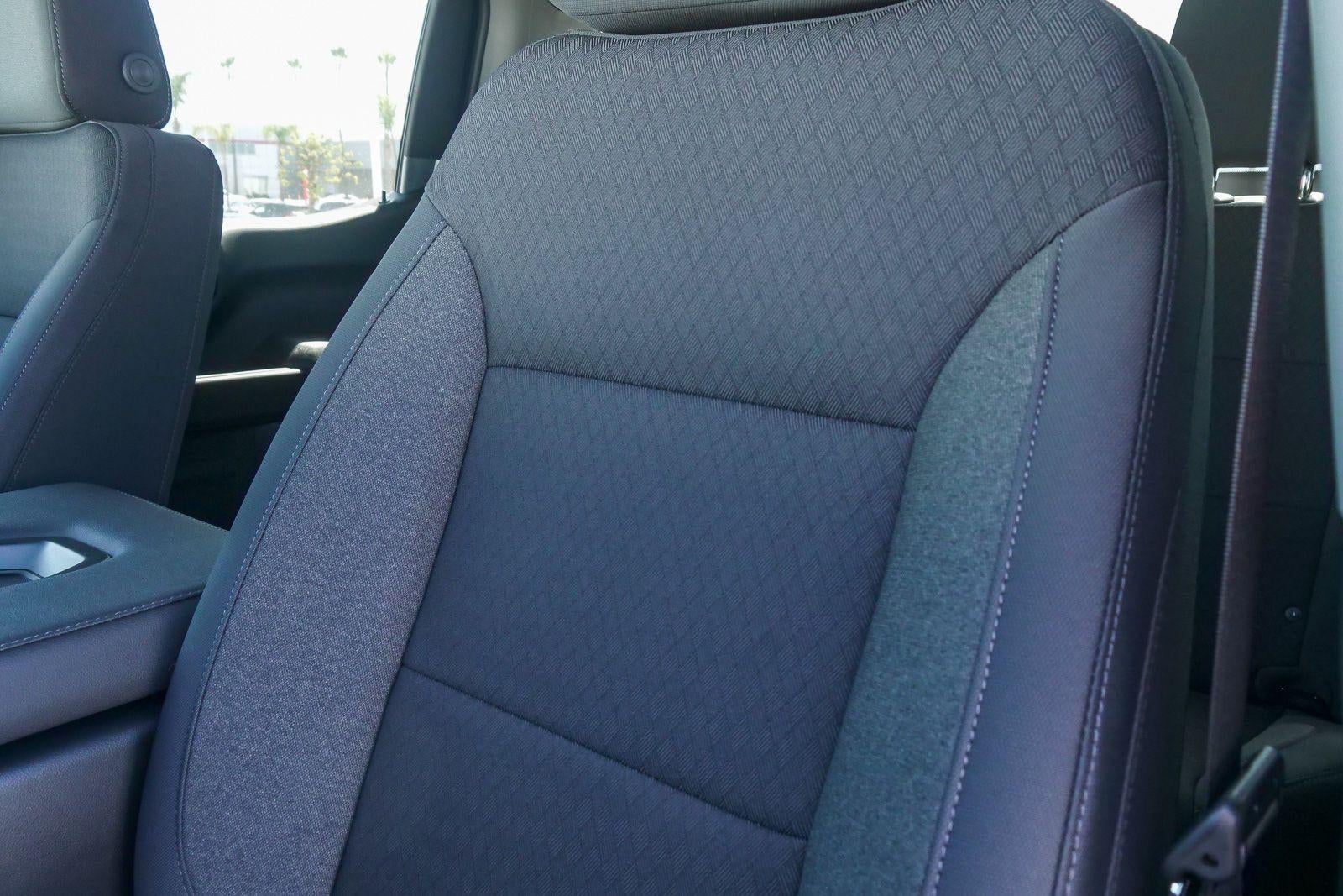 2026 Chevrolet Silverado 1500 Crew Cab Short Box 2-Wheel Drive Custom