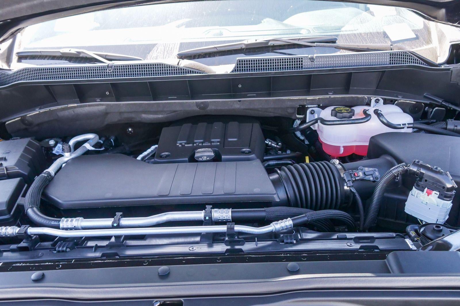 2026 Chevrolet Silverado 1500 Crew Cab Short Box 2-Wheel Drive Custom