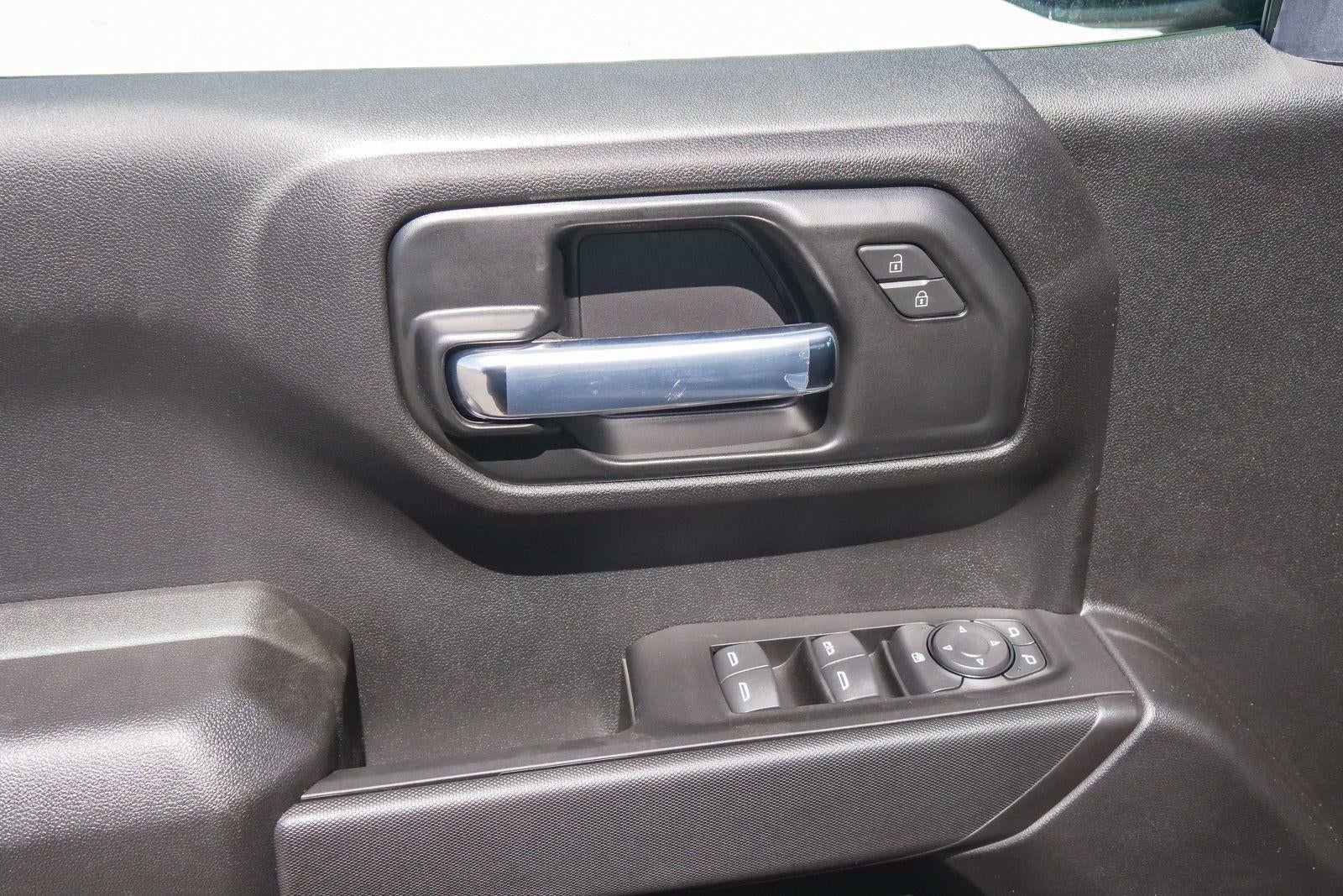 2026 Chevrolet Silverado 1500 Crew Cab Short Box 2-Wheel Drive Custom