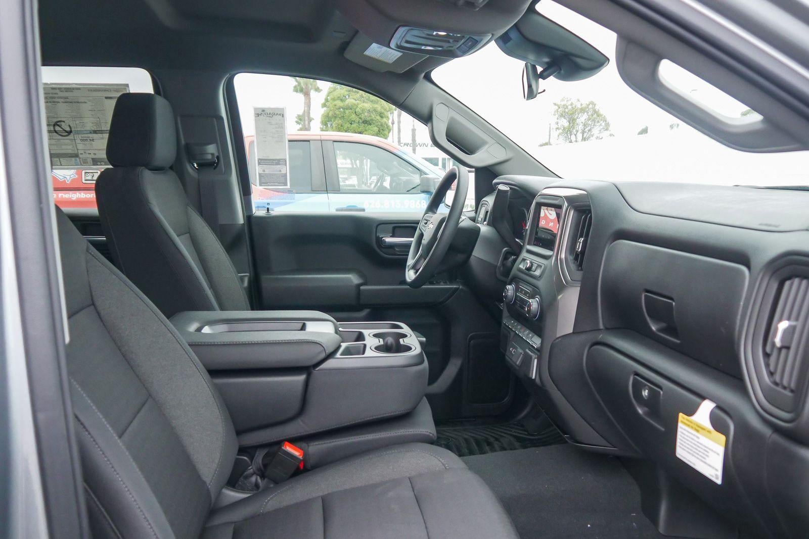 2026 Chevrolet Silverado 1500 Crew Cab Short Box 2-Wheel Drive Custom
