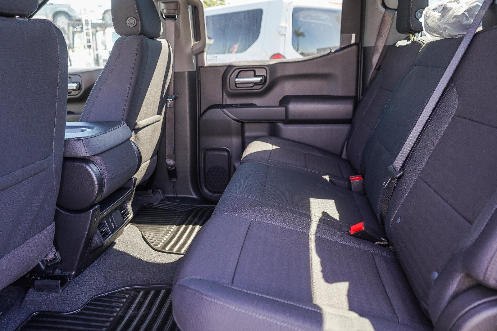 2026 Chevrolet Silverado 1500 Crew Cab Short Box 2-Wheel Drive Custom