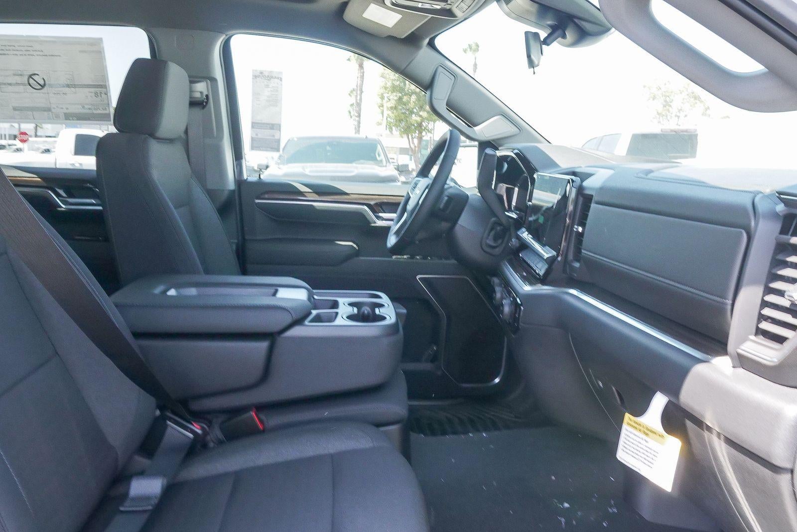 2026 Chevrolet Silverado 1500 Crew Cab Short Box 2-Wheel Drive LT