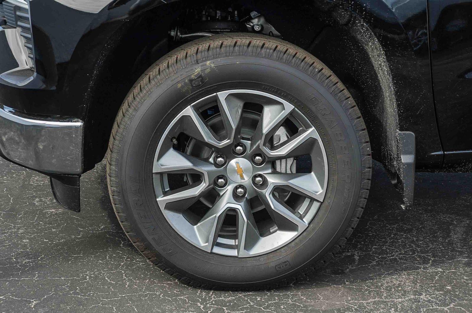 2026 Chevrolet Silverado 1500 Crew Cab Short Box 2-Wheel Drive LT