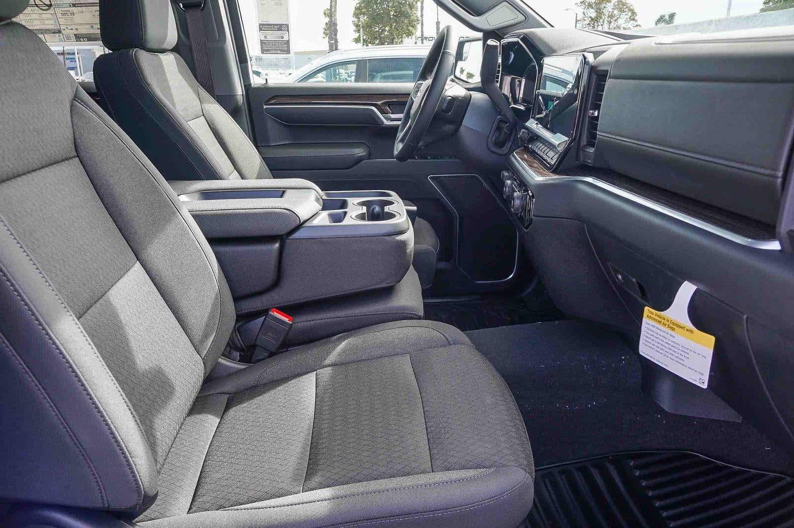 2026 Chevrolet Silverado 1500 Crew Cab Short Box 2-Wheel Drive LT