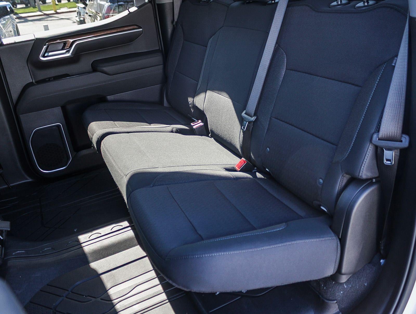 2026 Chevrolet Silverado 1500 Crew Cab Short Box 2-Wheel Drive LT