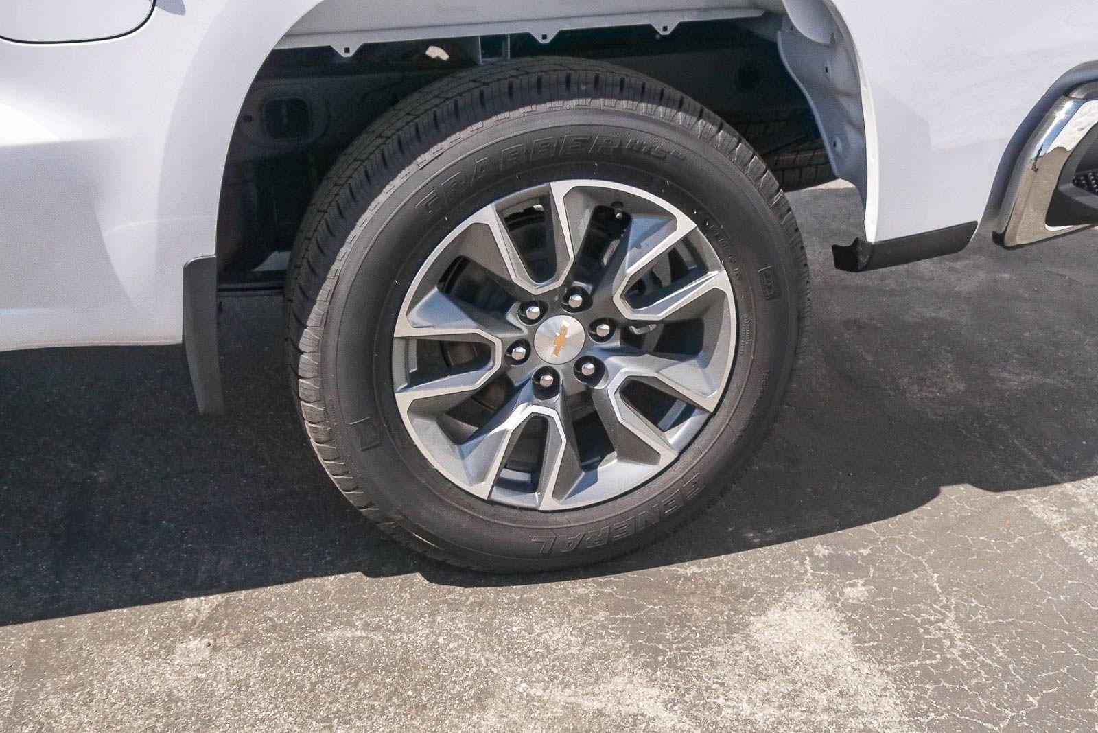 2026 Chevrolet Silverado 1500 Crew Cab Short Box 2-Wheel Drive LT