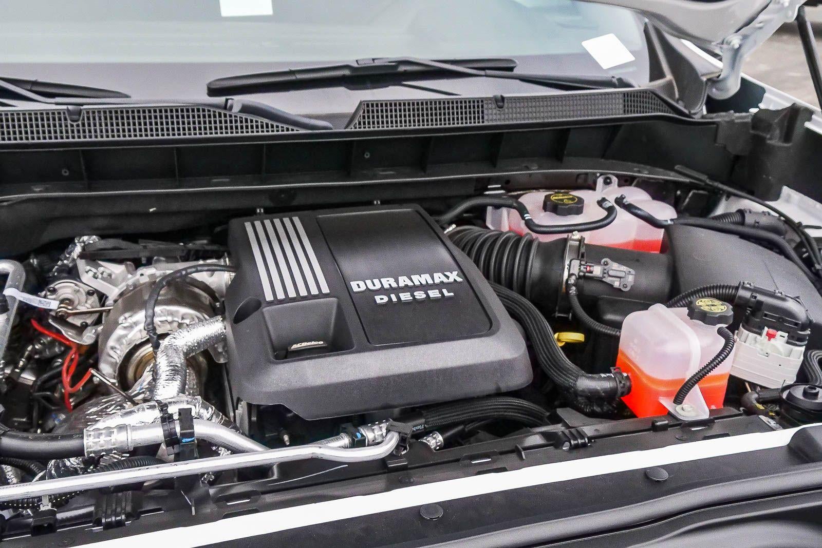 2026 Chevrolet Silverado 1500 Crew Cab Short Box 2-Wheel Drive RST