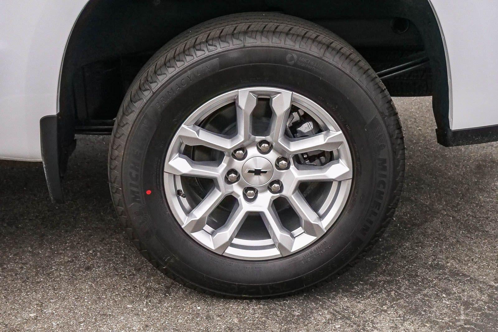 2026 Chevrolet Silverado 1500 Crew Cab Short Box 2-Wheel Drive RST