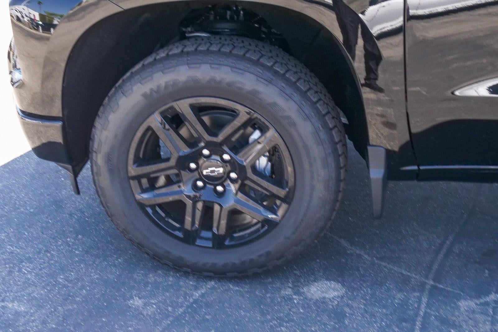 2026 Chevrolet Silverado 1500 Crew Cab Short Box 2-Wheel Drive RST