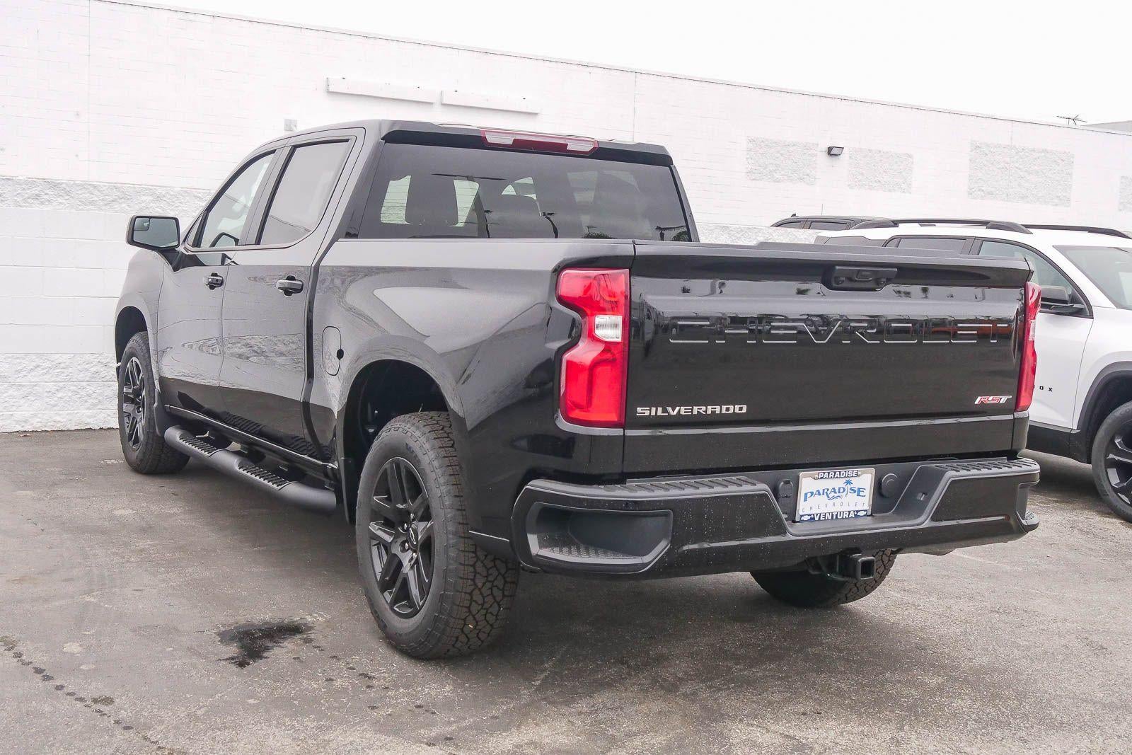 2026 Chevrolet Silverado 1500 Crew Cab Short Box 2-Wheel Drive RST