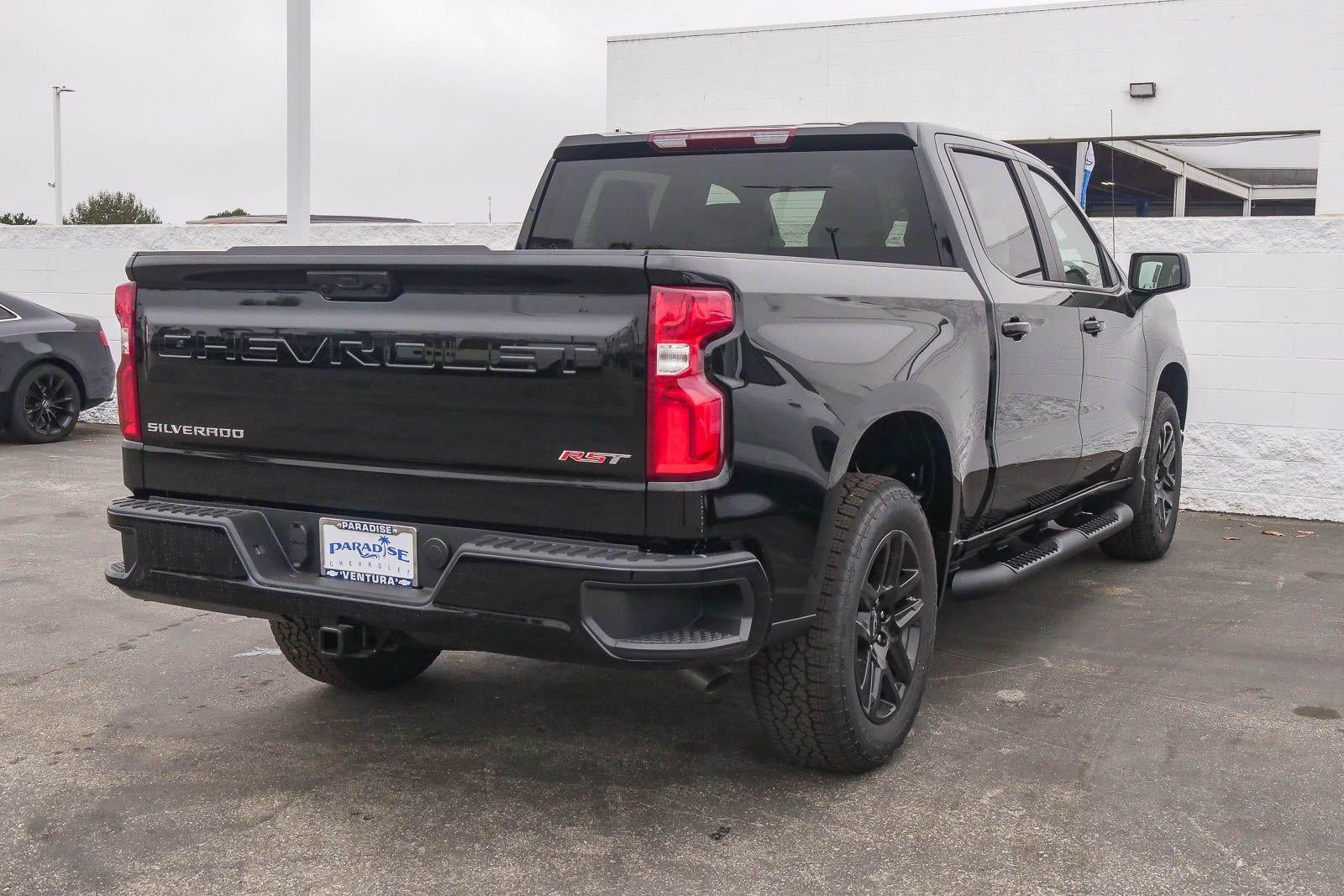 2026 Chevrolet Silverado 1500 Crew Cab Short Box 2-Wheel Drive RST