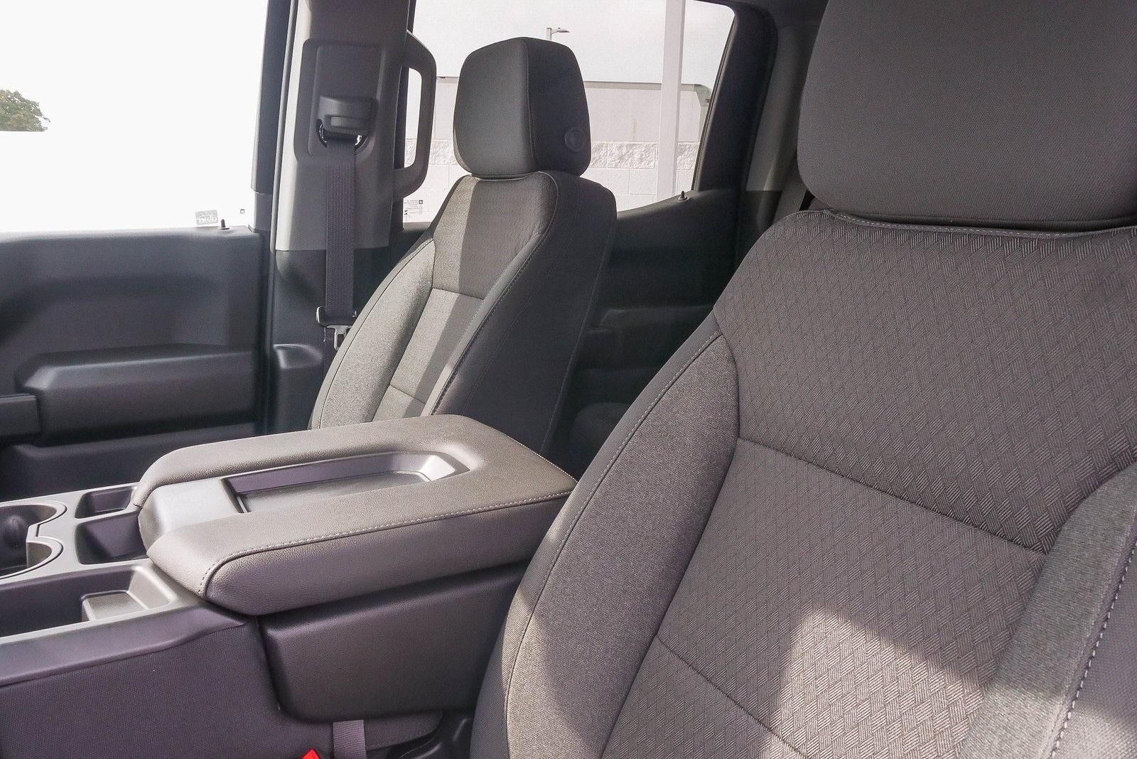 2026 Chevrolet Silverado 1500 Crew Cab Short Box 4-Wheel Drive Custom