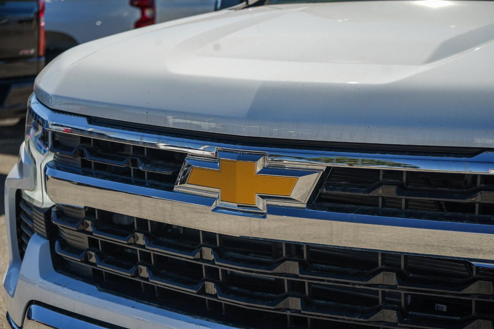 2026 Chevrolet Silverado 1500 Crew Cab Short Box 4-Wheel Drive LT 2FL