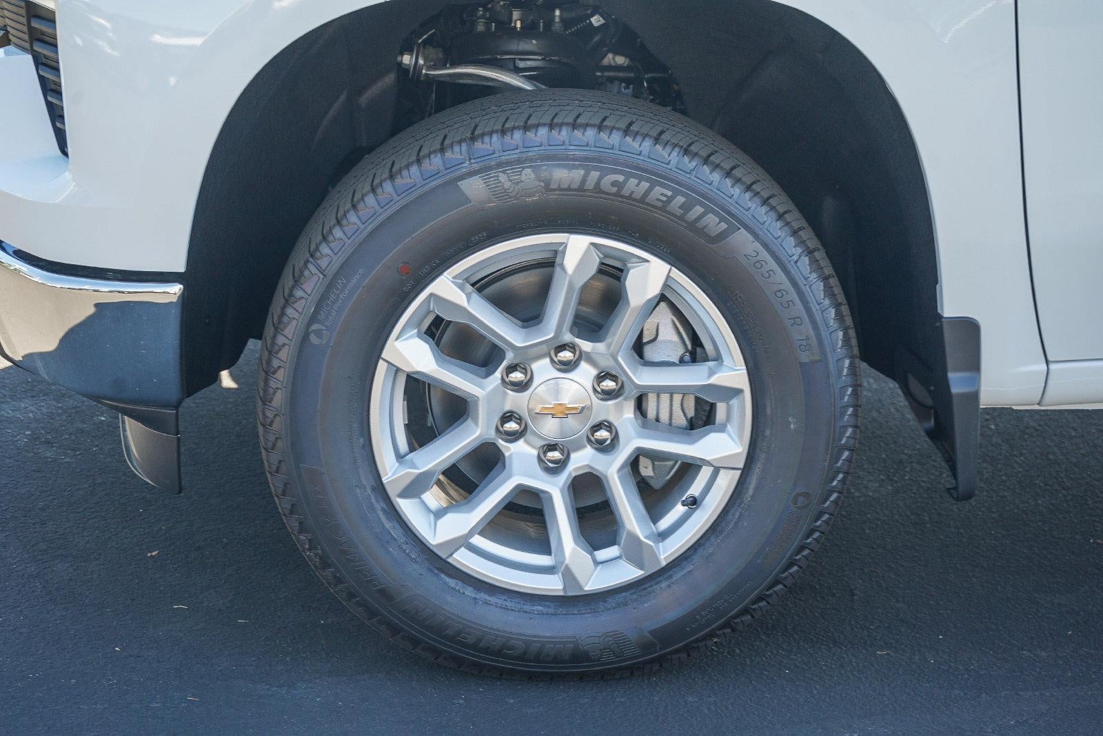2026 Chevrolet Silverado 1500 Crew Cab Short Box 4-Wheel Drive LT 2FL