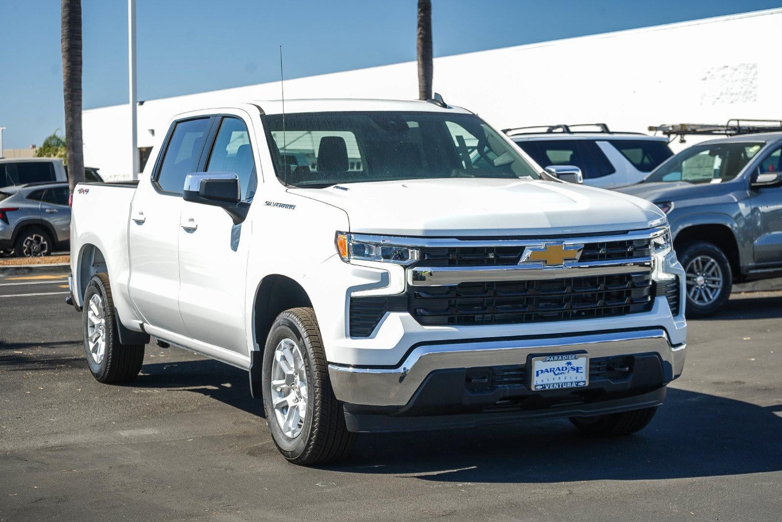 2026 Chevrolet Silverado 1500 Crew Cab Short Box 4-Wheel Drive LT 2FL