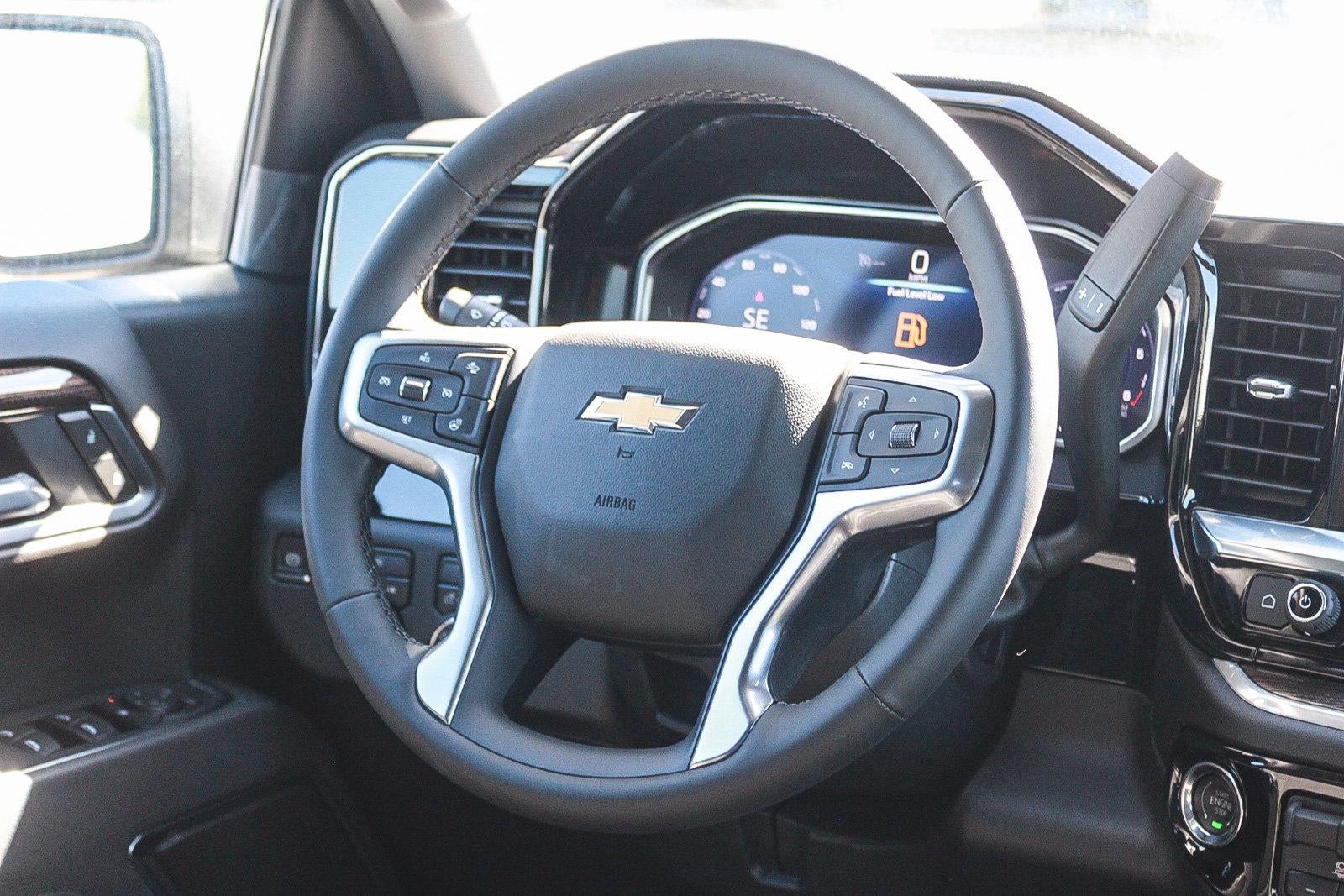 2026 Chevrolet Silverado 1500 Crew Cab Short Box 4-Wheel Drive LT 2FL
