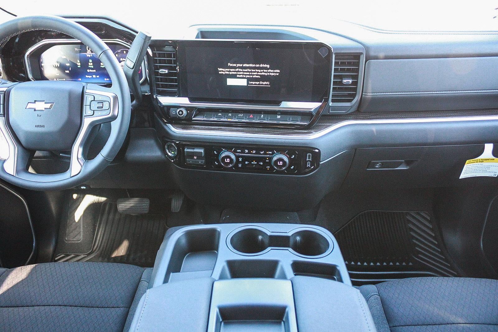 2026 Chevrolet Silverado 1500 Crew Cab Short Box 4-Wheel Drive LT 2FL