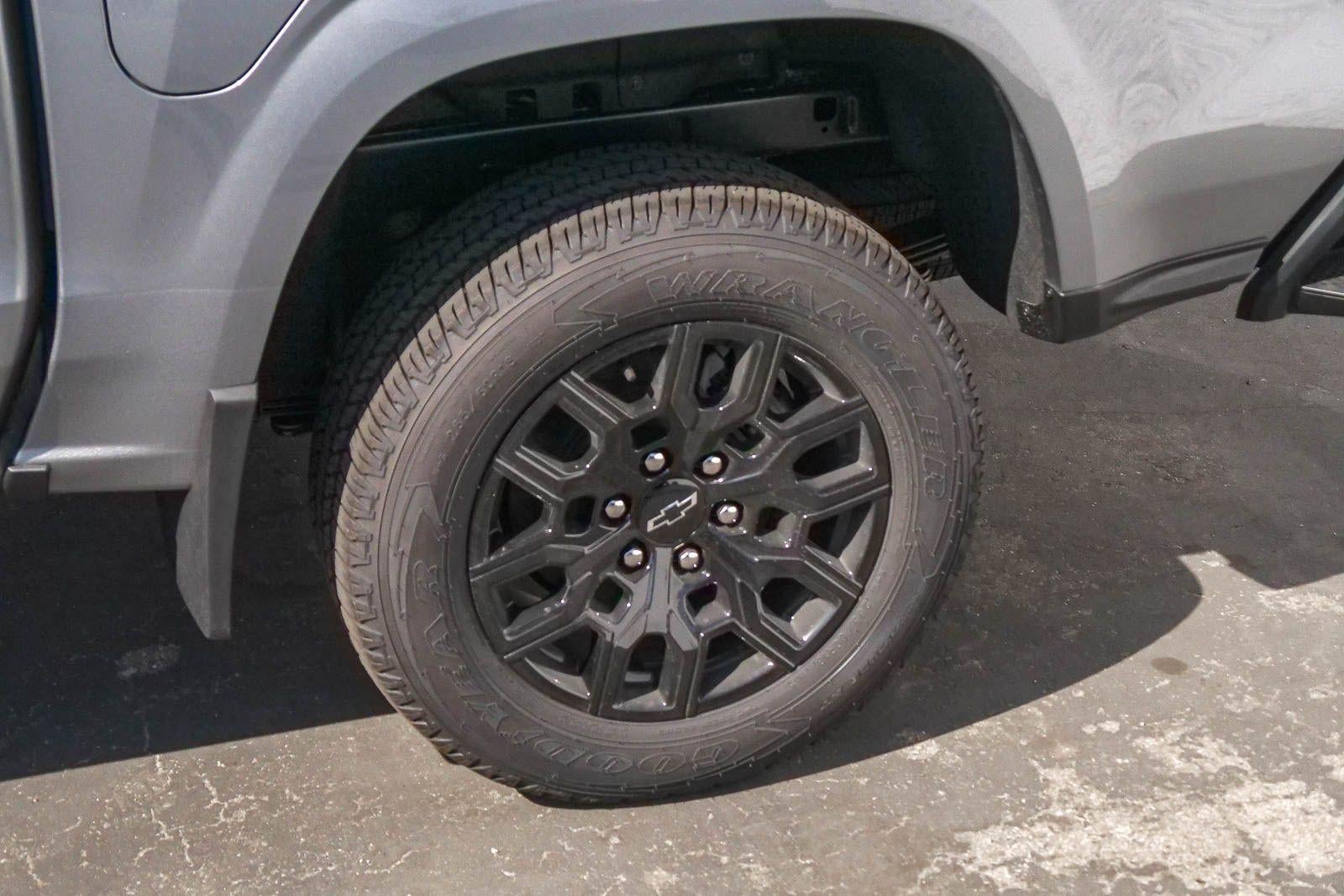 2026 Chevrolet Colorado Crew Cab Short Box 2-Wheel Drive Work Truck