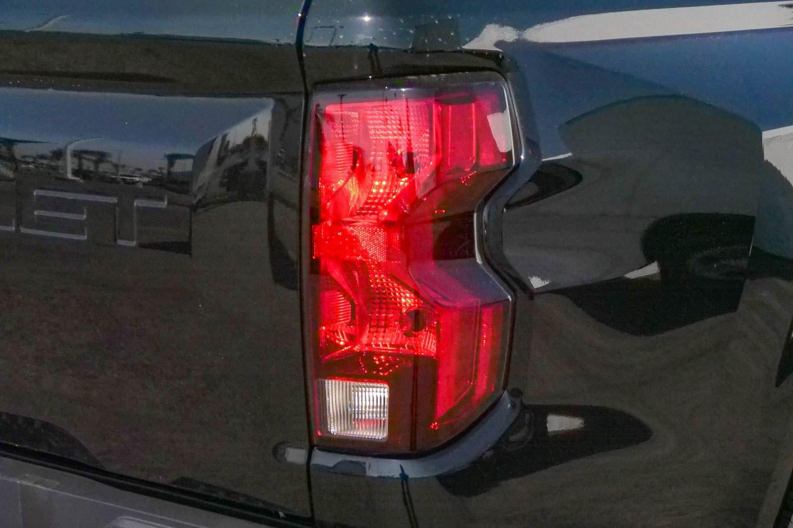 2026 Chevrolet Colorado Crew Cab Short Box 2-Wheel Drive Work Truck