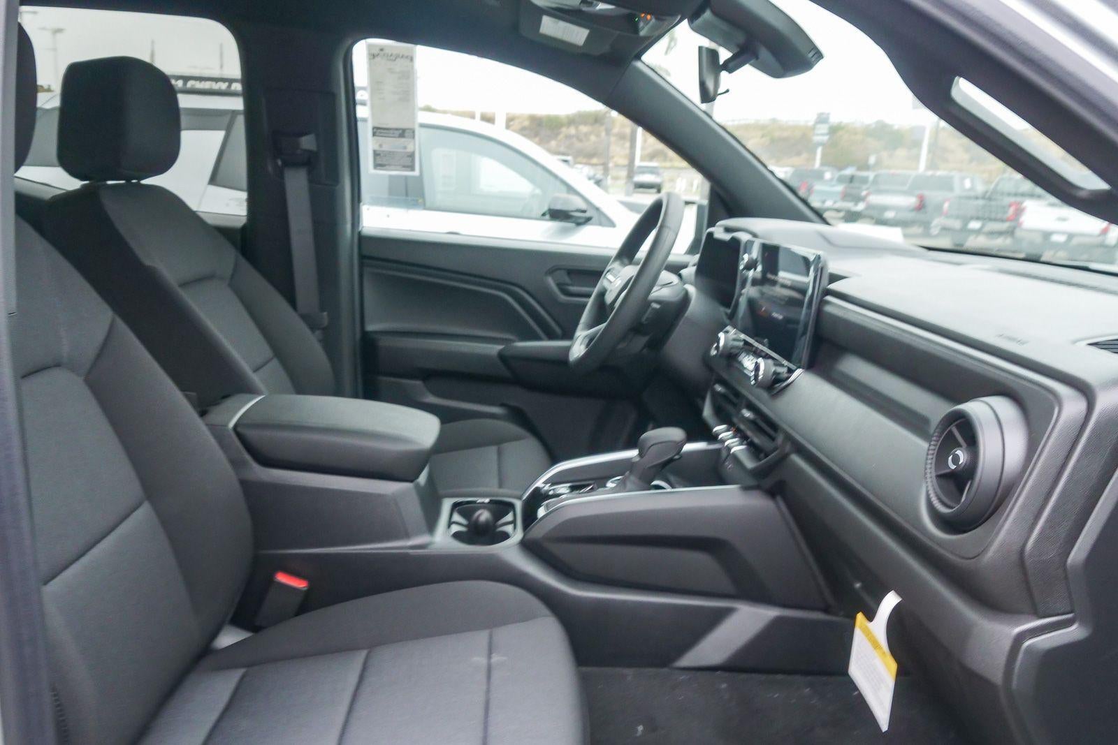 2026 Chevrolet Colorado Crew Cab Short Box 4-Wheel Drive Work Truck