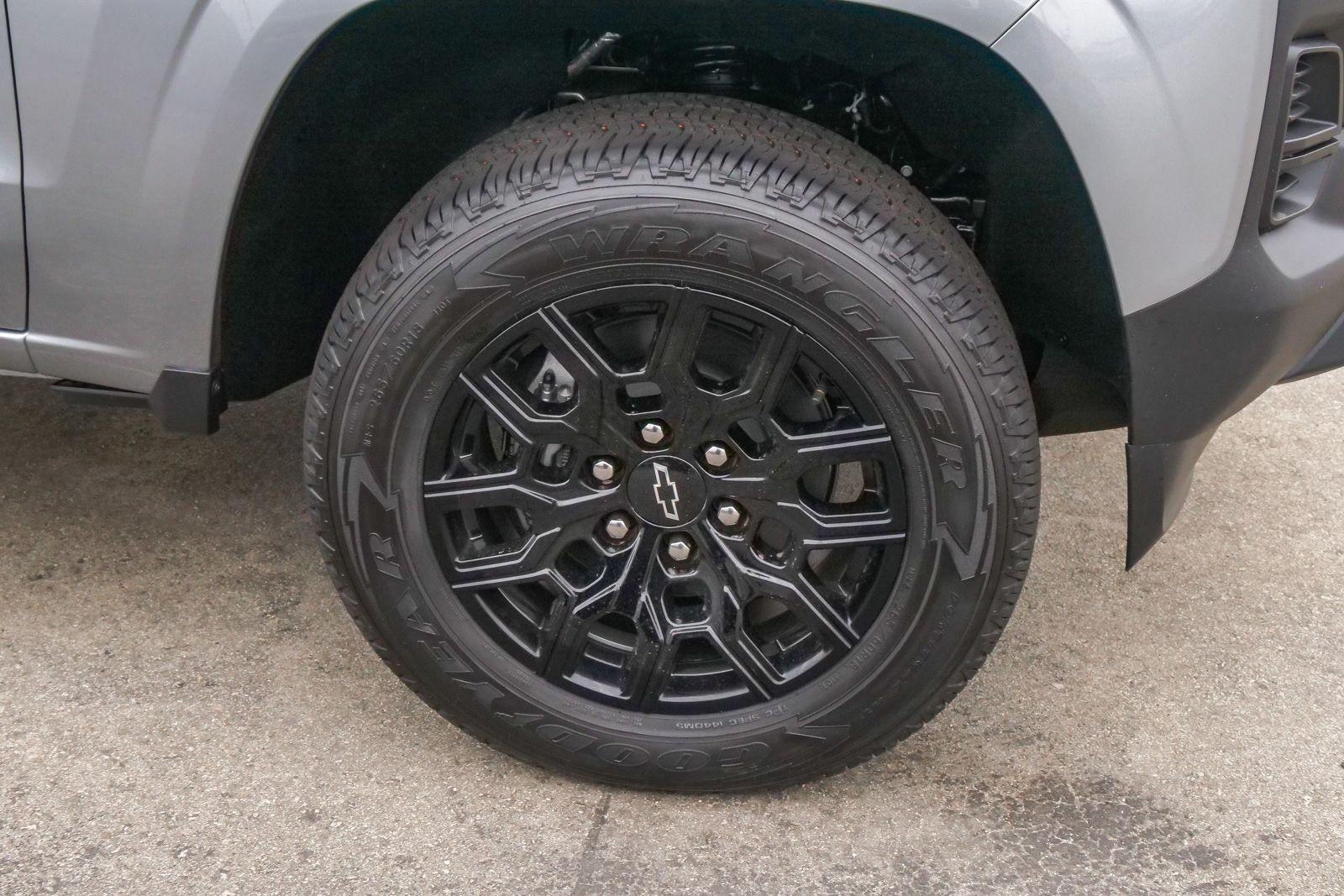 2026 Chevrolet Colorado Crew Cab Short Box 4-Wheel Drive Work Truck