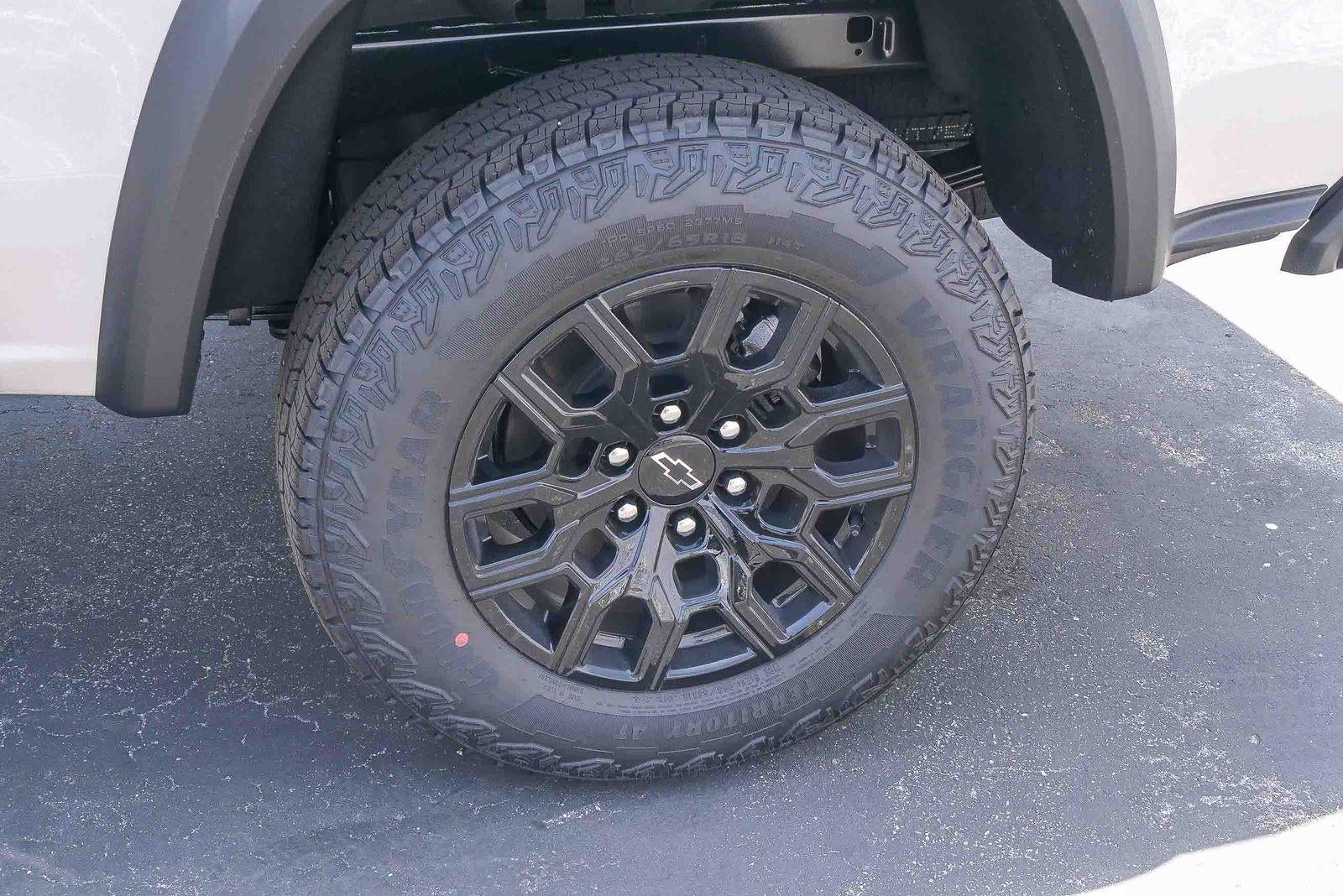 2026 Chevrolet Colorado Crew Cab Short Box 4-Wheel Drive Trail Boss