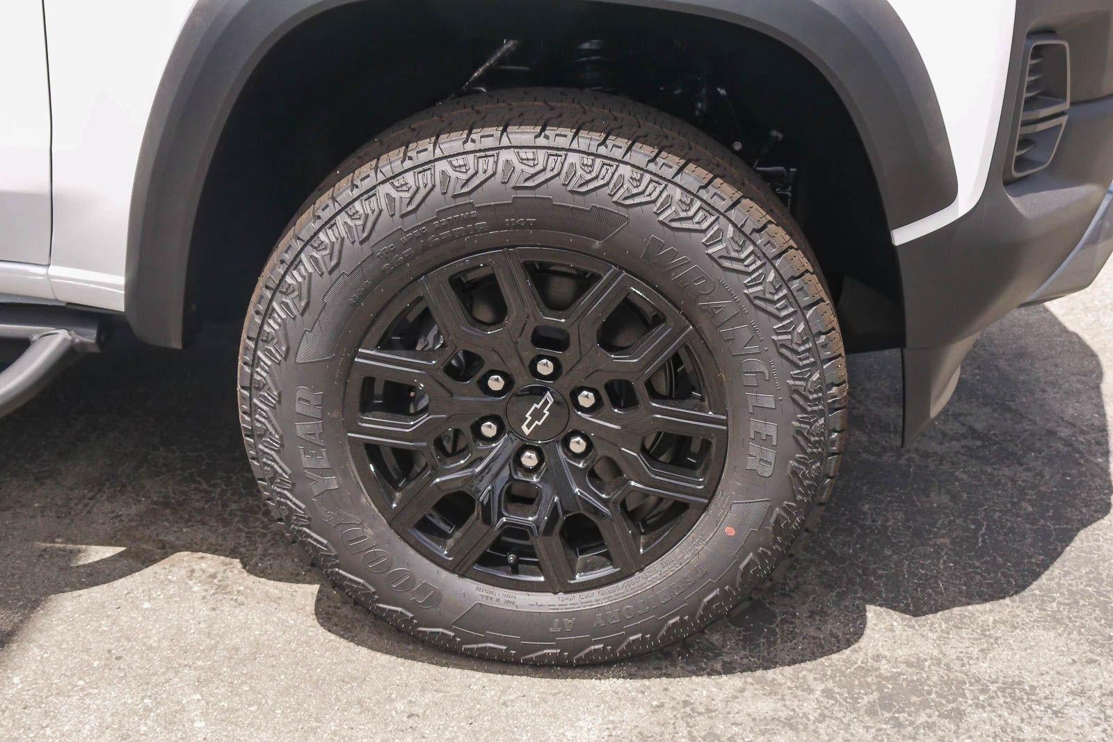 2026 Chevrolet Colorado Crew Cab Short Box 4-Wheel Drive Trail Boss