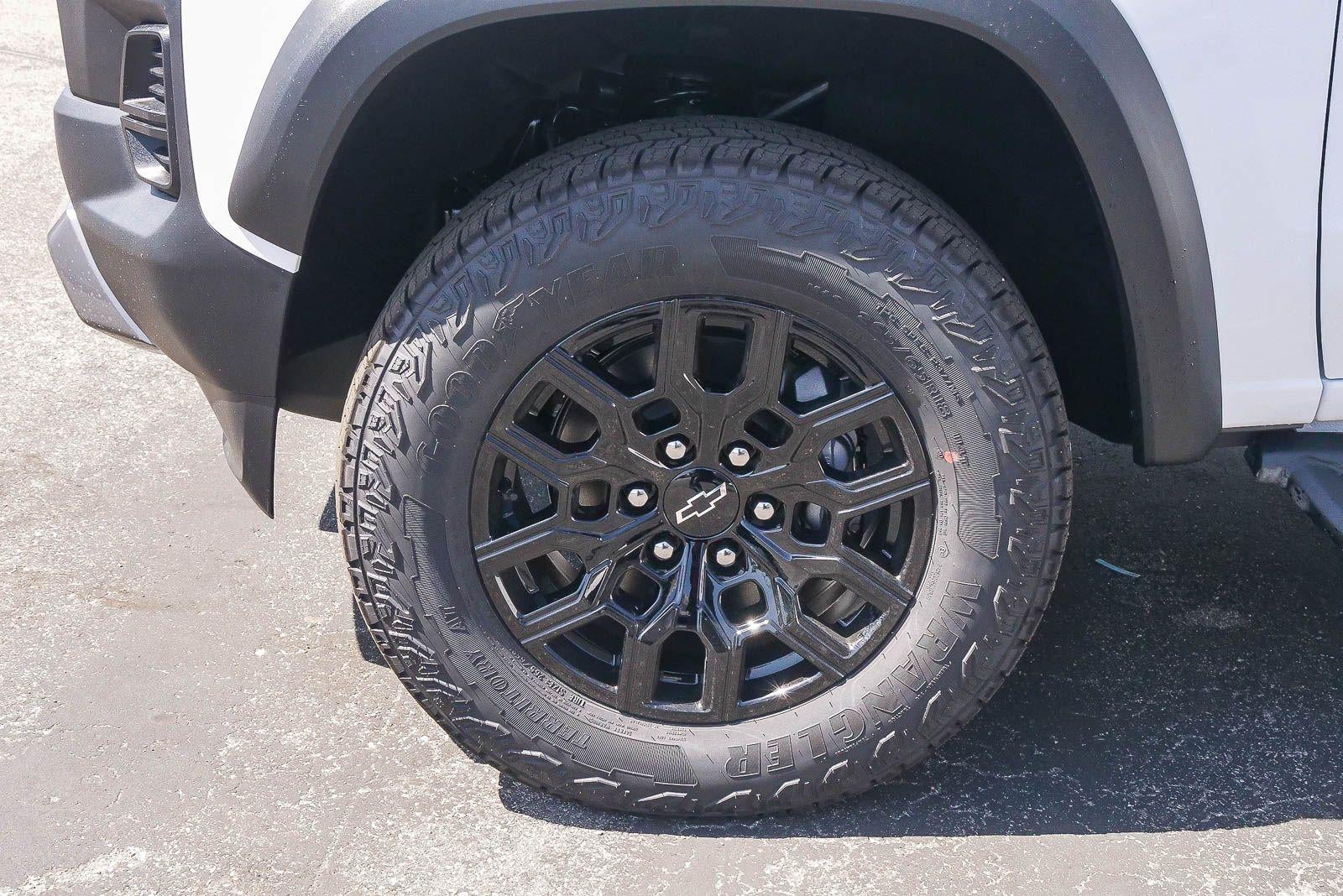 2026 Chevrolet Colorado Crew Cab Short Box 4-Wheel Drive Trail Boss